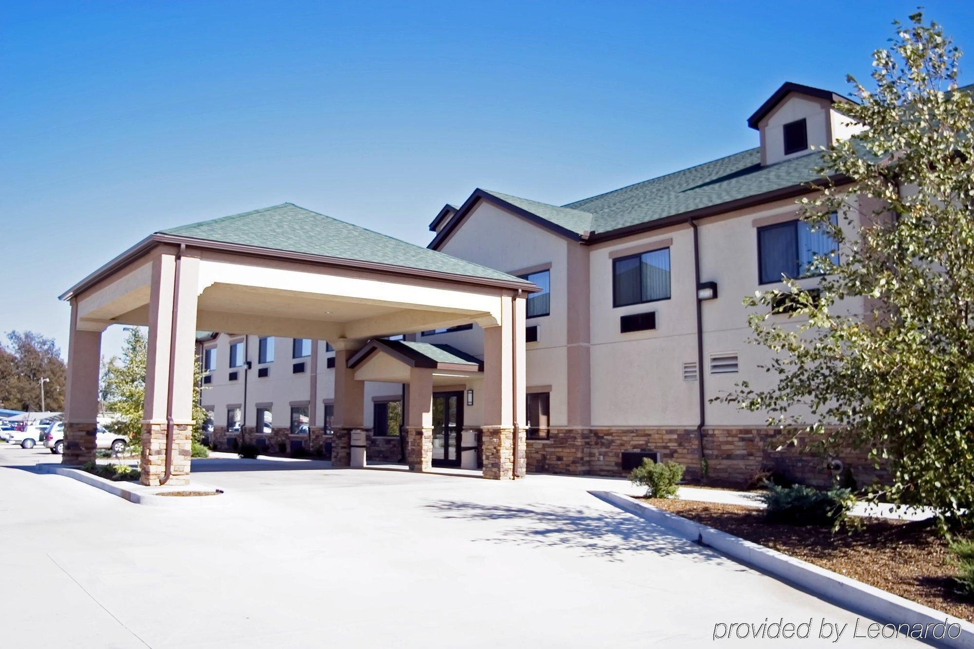 Days Inn By Wyndham Coffeyville Exterior photo